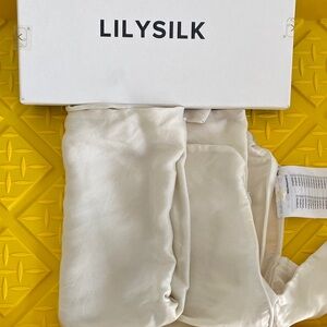 LILYSILK Cream Silk Pillowcase 100% mulberry silk